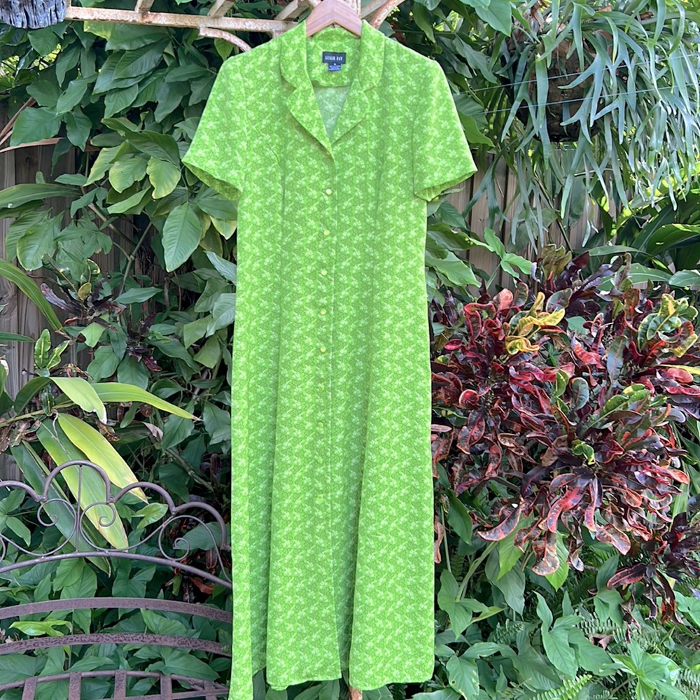 Vintage Leslie Fay made in USA Floral Short Sleeve green polyester maxi dress